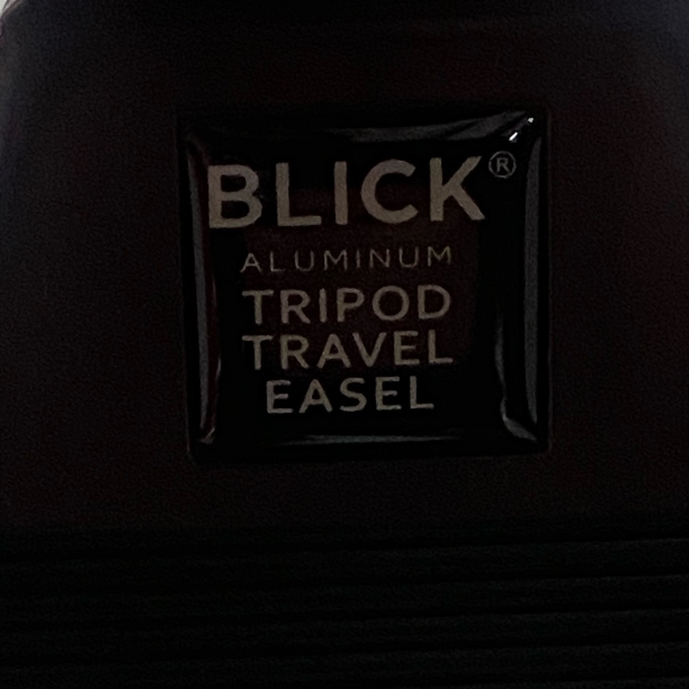 Blick travel tripod easel
